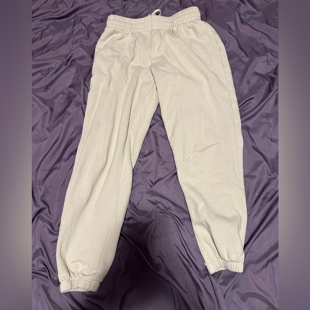 sweatpants - Picture 2 of 3